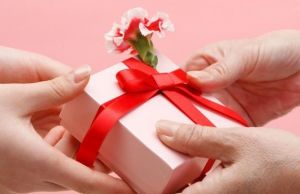 Cum sa alegi cadoul perfect de Valentine’s Day pentru iubitul tau 