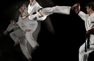 Cum se executa miscarile principale de Taekwondo