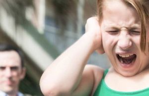 Cum pot fi determinate cauzele agresivitatii unui copil autist 