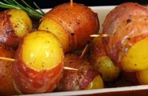 Cum sa prepari cartofi cu bacon. Reteta ideala pentru masa de Anul Nou