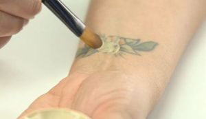 Cum sa indepartezi in mod natural un tatuaj?