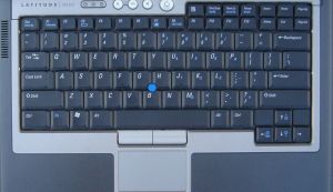 Cum se repara o tastatura de laptop marca Dell 