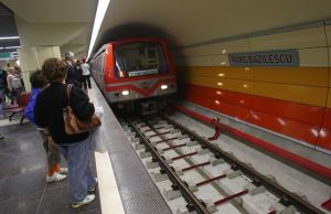 Cum sa procedezi daca ajungi pe sinele de la metrou