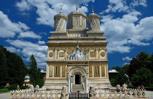 Obiective turistice in Arges. Pe Arges in gios, pe un mal frumos...