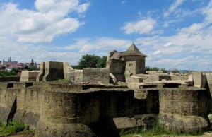 Obiective turistice in Suceava. Bucovina, plai cu flori...